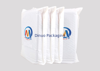 O branco acolchoou envelopes polis do encarregado do envio da correspondência da bolha para a compra em linha/entrega expressa