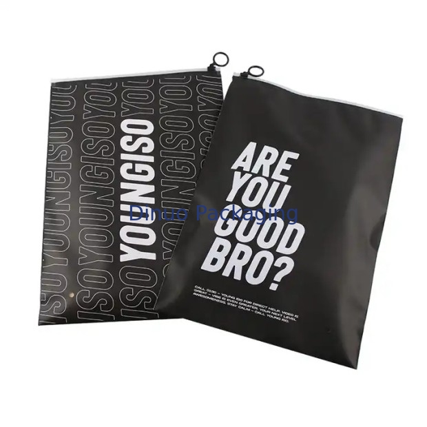 Logotipo impresso sob medida CPE plástico Slider Bolsas de fecho para roupas de roupa interior embalagens de camisetas