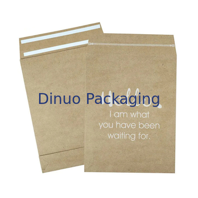 Saco de papel puro do encarregado do envio da correspondência do selo autoadesivo favorável ao meio ambiente reciclável para o vestuário