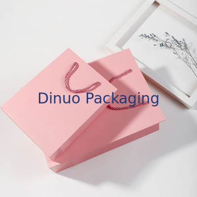 O saco superior biodegradável reusável do punho personalizou o saco de empacotamento do presente do papel de embalagem