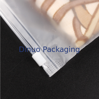 Sacos com zíper CPE de tamanho personalizado Sacos de embalagem foscos com fecho Ziplock para envio