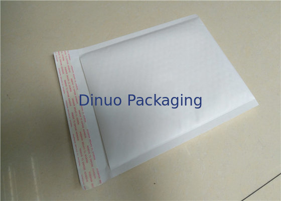 O invólucro com bolhas de ar colorido Mailers14.25” X 20" #7, costume imprimiu sacos acolchoados do correio