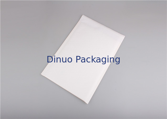 Fato que embala grandes envelopes da bolha, encarregados do envio da correspondência 380x330 #B4 da bolha do selo do auto