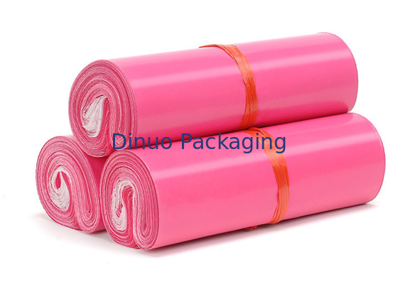 O enviamento Co-ex dos sacos da cor do rosa envolve o à prova de água para o transporte