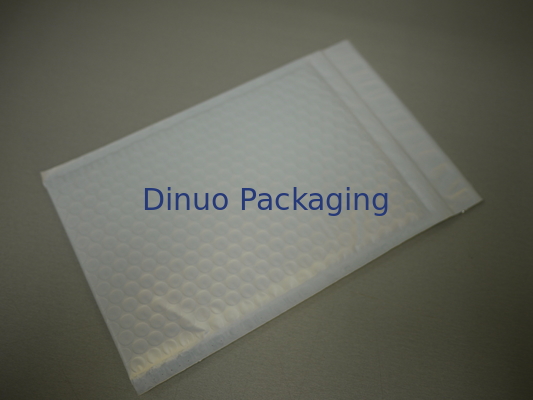 #3 Co expulsou encarregados do envio da correspondência polis da bolha do filme/envelopes de empacotamento do invólucro com bolhas de ar