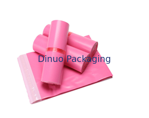 O enviamento Co-ex dos sacos da cor do rosa envolve o à prova de água para o transporte